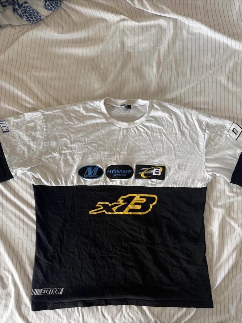 BoohooMAN Colorblock Racing Graphic T-Shirt Size Large Flaws
